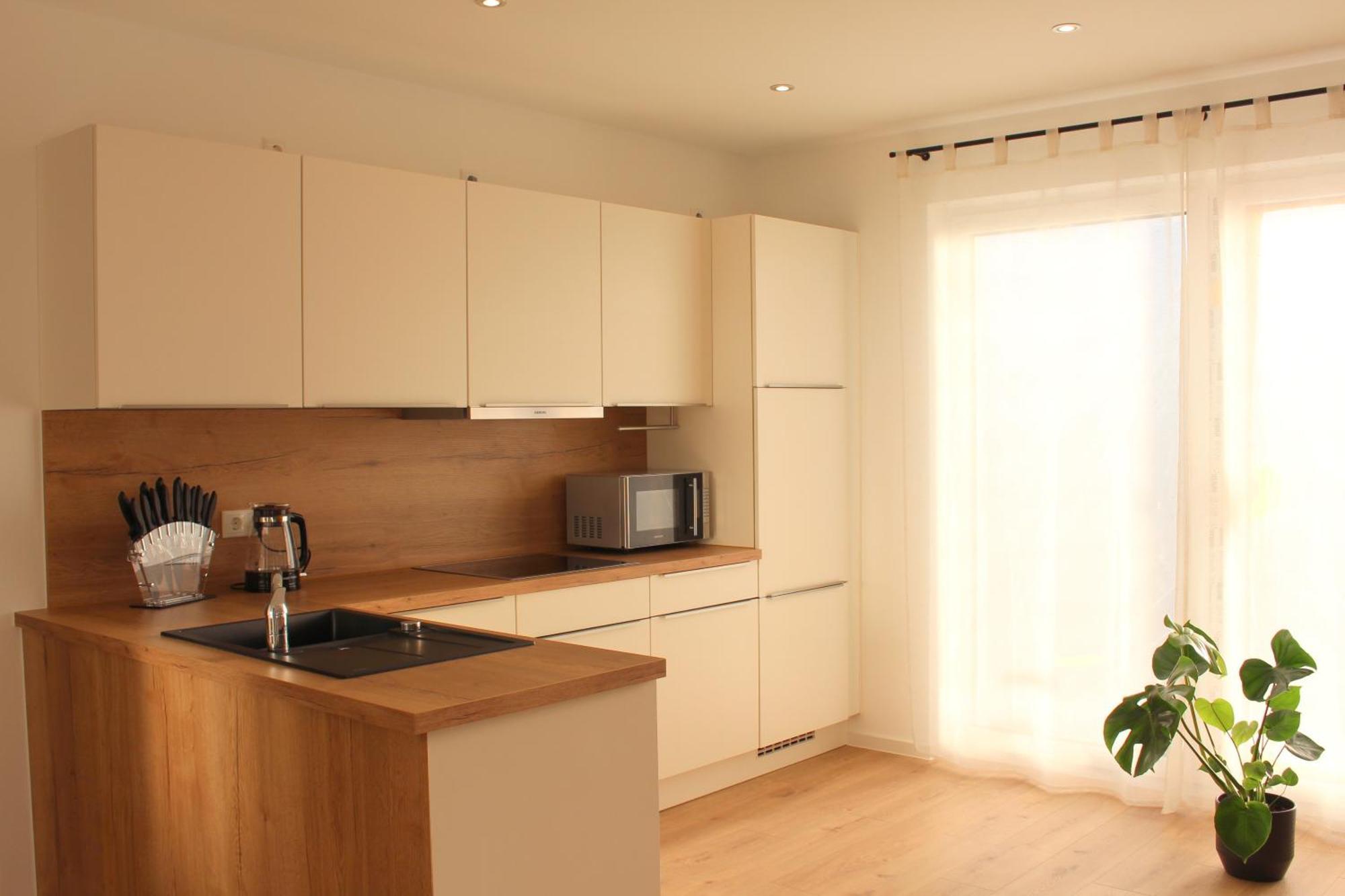 Apartment Mit Voll Ausgestatetter Kueche, Badewanne, Balkon, Parkplatz Vor Dem Haus, Ruhig Gelegen, Ada4 Kulmbach Dış mekan fotoğraf