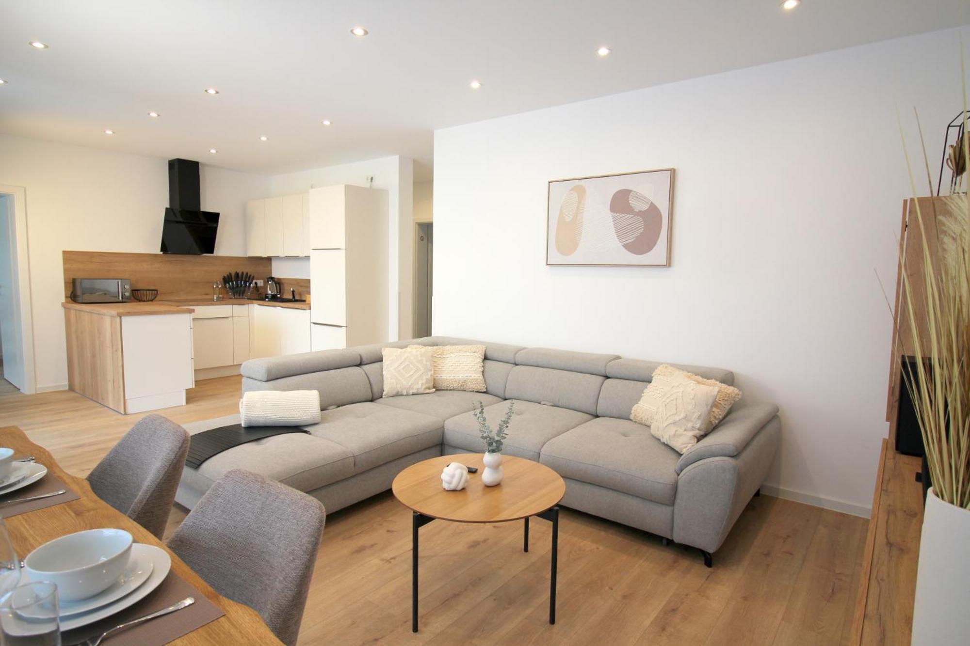 Apartment Mit Voll Ausgestatetter Kueche, Badewanne, Balkon, Parkplatz Vor Dem Haus, Ruhig Gelegen, Ada4 Kulmbach Dış mekan fotoğraf