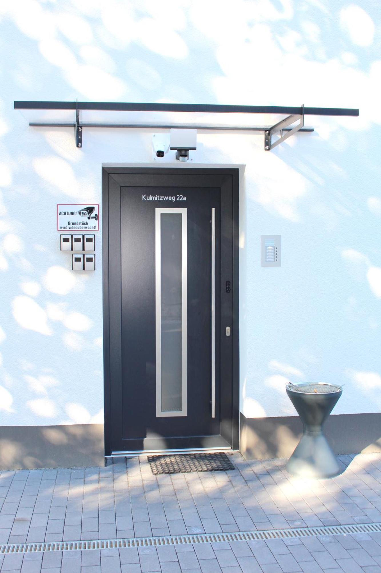 Apartment Mit Voll Ausgestatetter Kueche, Badewanne, Balkon, Parkplatz Vor Dem Haus, Ruhig Gelegen, Ada4 Kulmbach Dış mekan fotoğraf